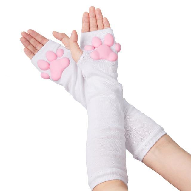 Guantes con forma de pata de gato en 3D