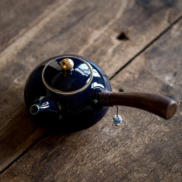 Stylish Ceramic Side Handle Mini Teapot - Perfect for Precise Pouring