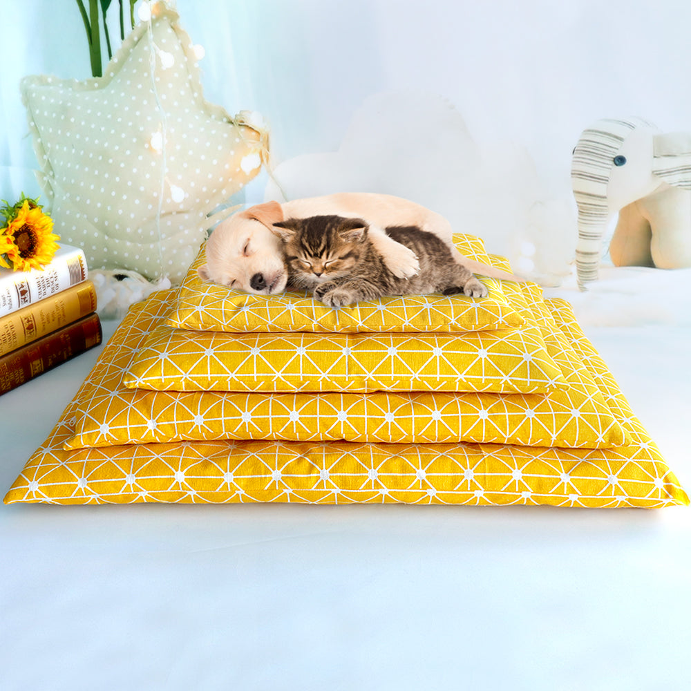 CozyNest Mat - Soft Pet Bed House