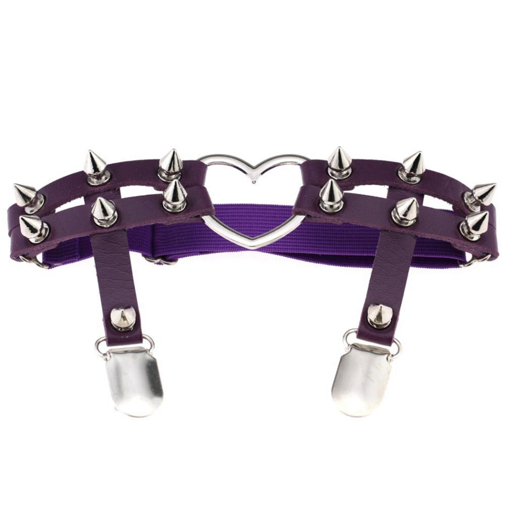 Spiked Heart Garter Belte