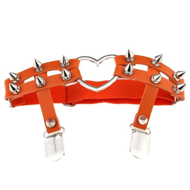 Spiked Heart Garter Belte