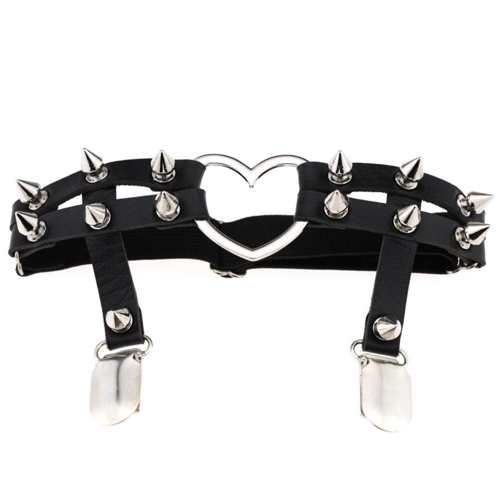 Spiked Heart Garter Belte