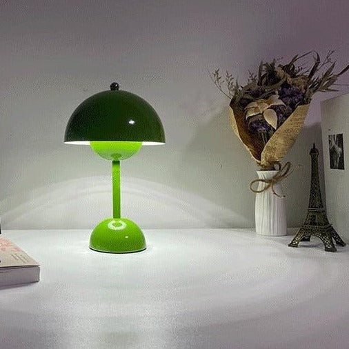 Lampe de table à LED Bud pour la décoration intérieure