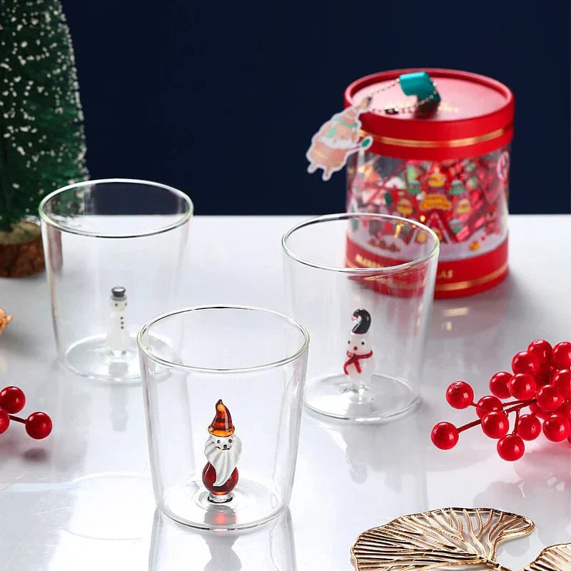 Transparenter Weihnachtsbecher aus Glas mit optionaler Geschenkbox