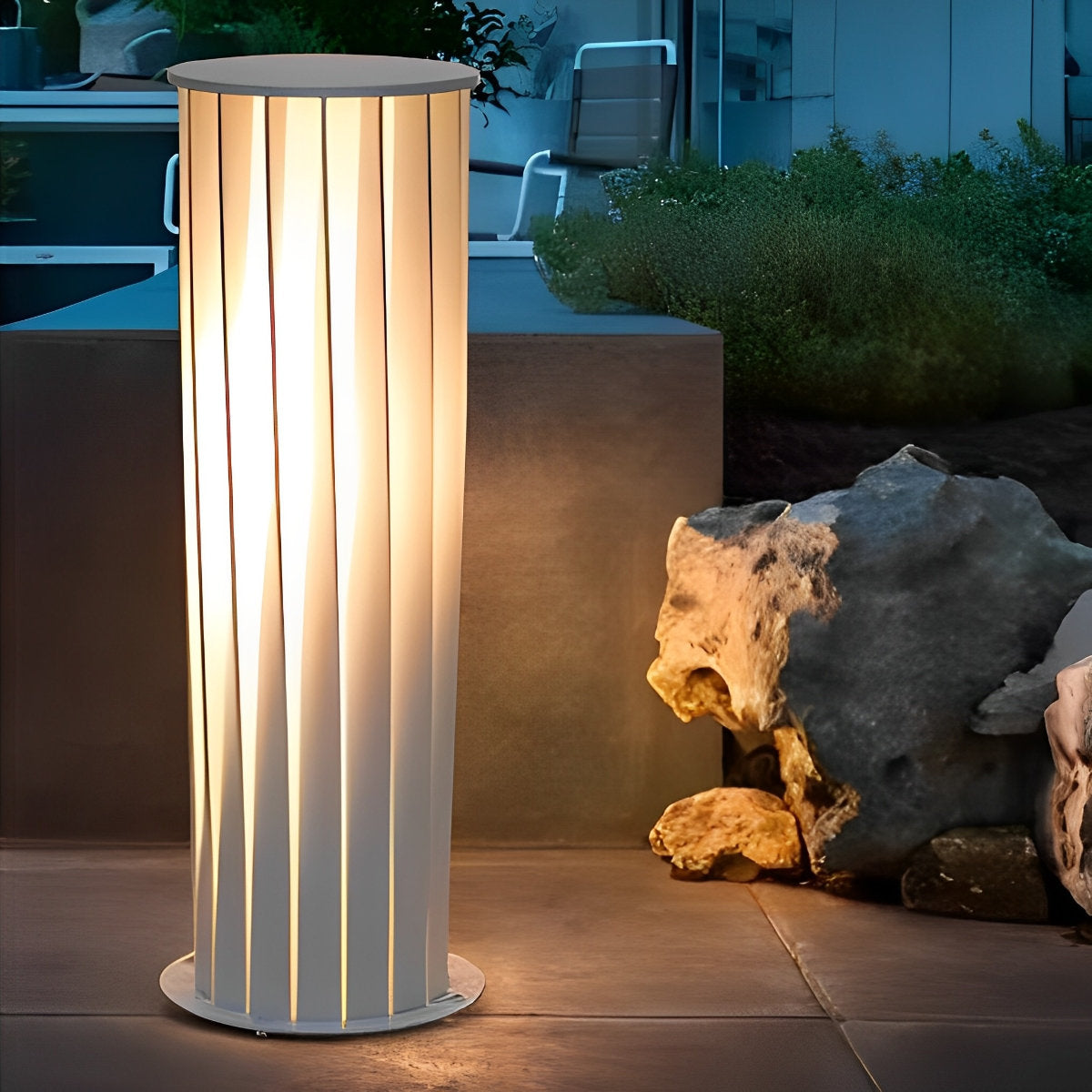 Linterna de metal trenzado LED impermeable blanca moderna luz solar para césped