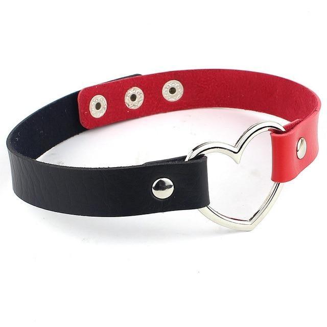 Collar de corazón de cuero vegano