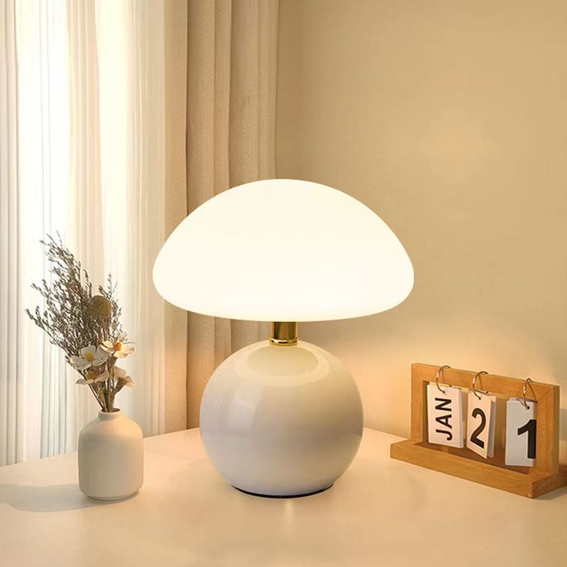 ChicMushroom – French Mushroom Lamp